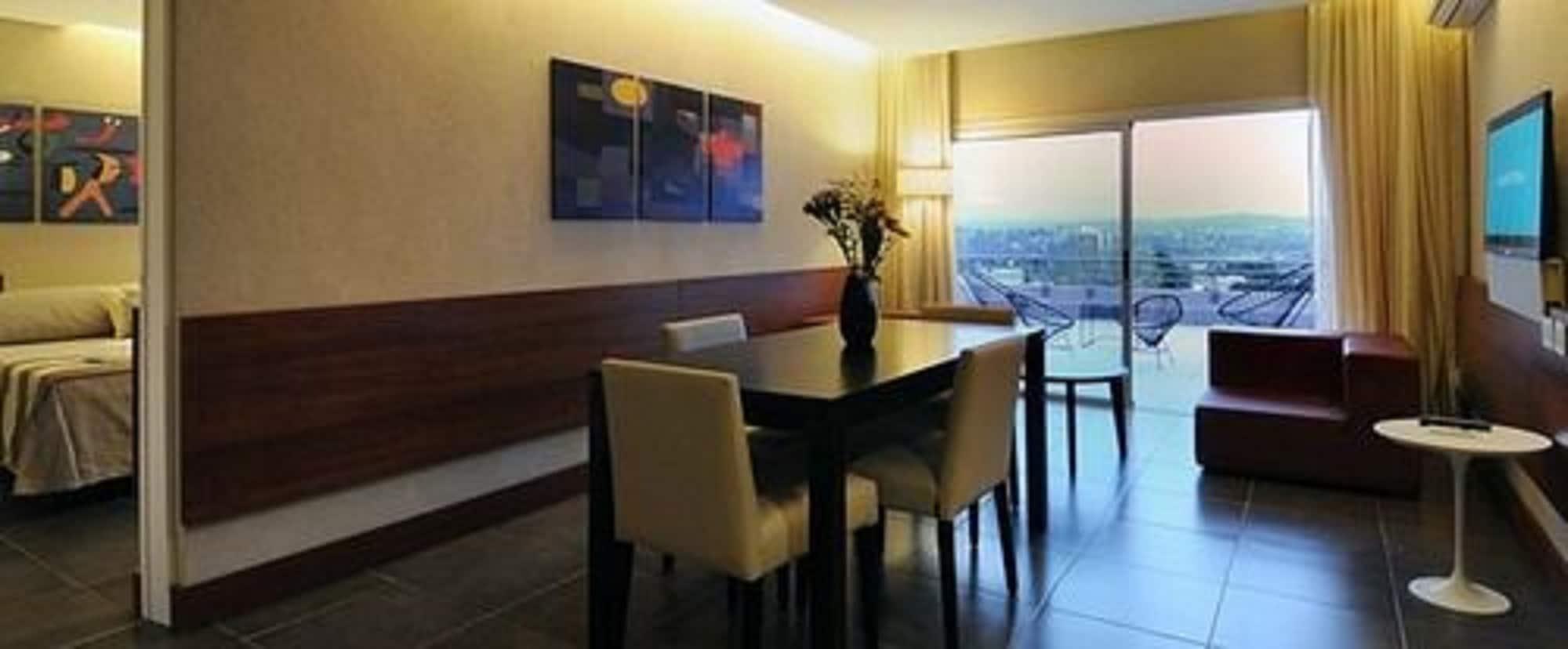 Pinares Panorama Suites, Spa & Convention Center Villa Carlos Paz Ngoại thất bức ảnh