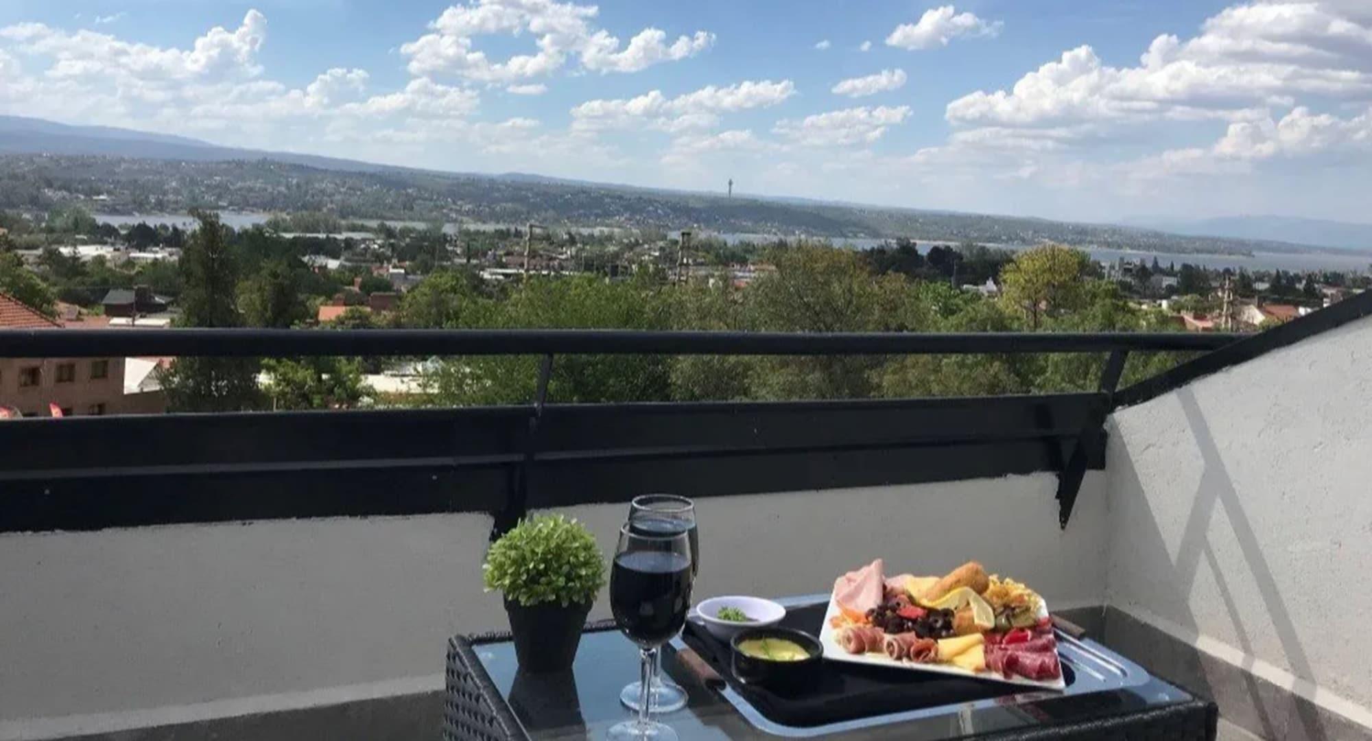 Pinares Panorama Suites, Spa & Convention Center Villa Carlos Paz Ngoại thất bức ảnh