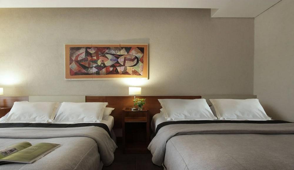 Pinares Panorama Suites, Spa & Convention Center Villa Carlos Paz Ngoại thất bức ảnh