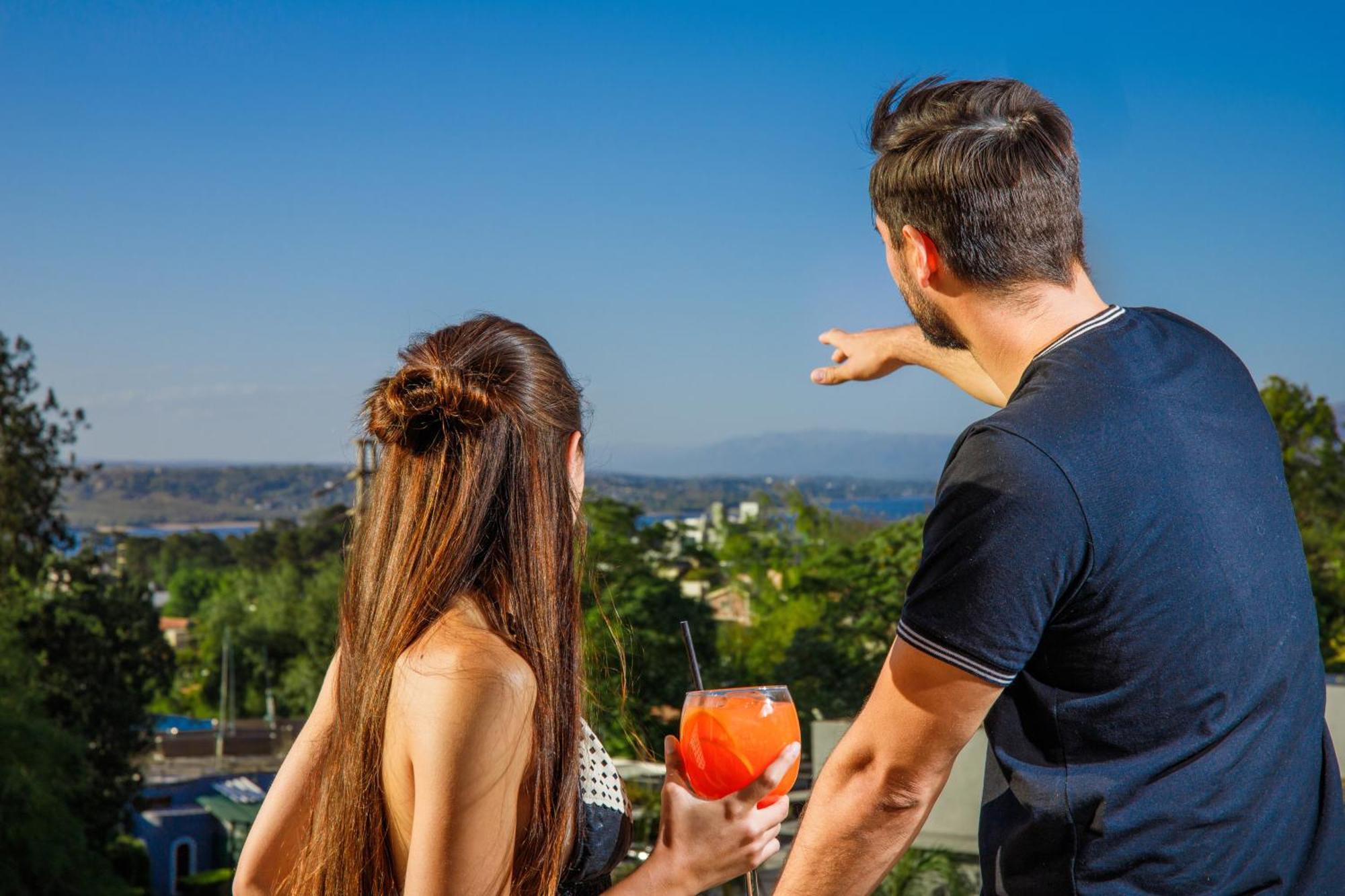 Pinares Panorama Suites, Spa & Convention Center Villa Carlos Paz Ngoại thất bức ảnh